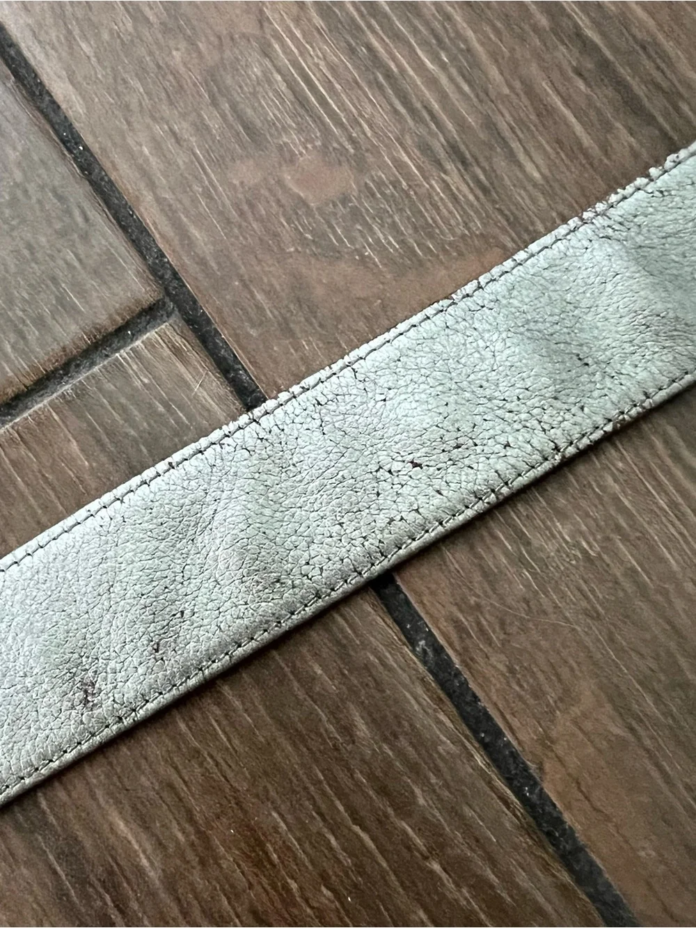 Vintage 90s Metallic Silver Liz Claiborne Leather Belt size L